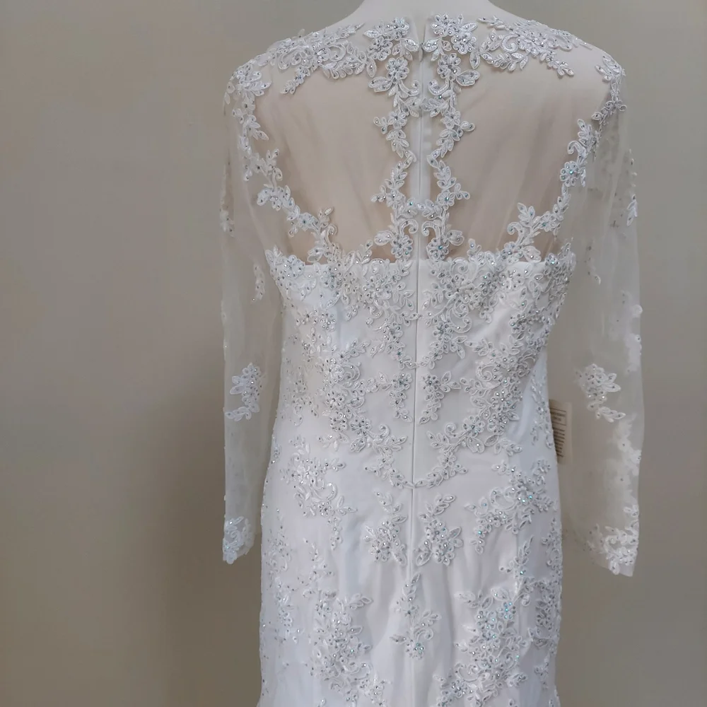 Glow size 20 trumpet mermaid wedding dress. Lace, mesh, appliqué. - Picture 12 of 16